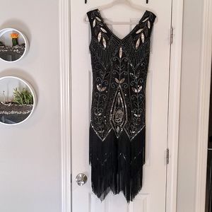 Glamorous Roaring 20s Flapper Dress